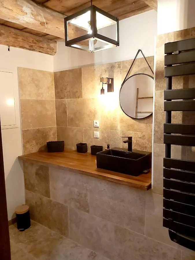 Holiday home Maison Charmante A Lanarce Avec Vue Sur La Montagne, Jacuzzi. France